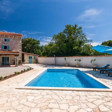 Villa Lamusica Čabrunići