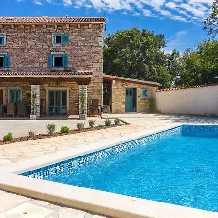 Lamusica Villa *