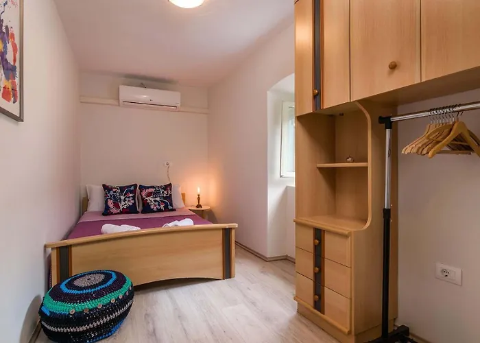 Βίλα Lamusica Cabrunici